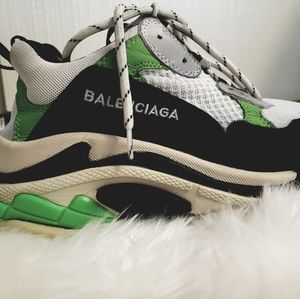 BALENCIAGA SIZE 40 GREEN & WHITE CHUNKY SNEAKERS